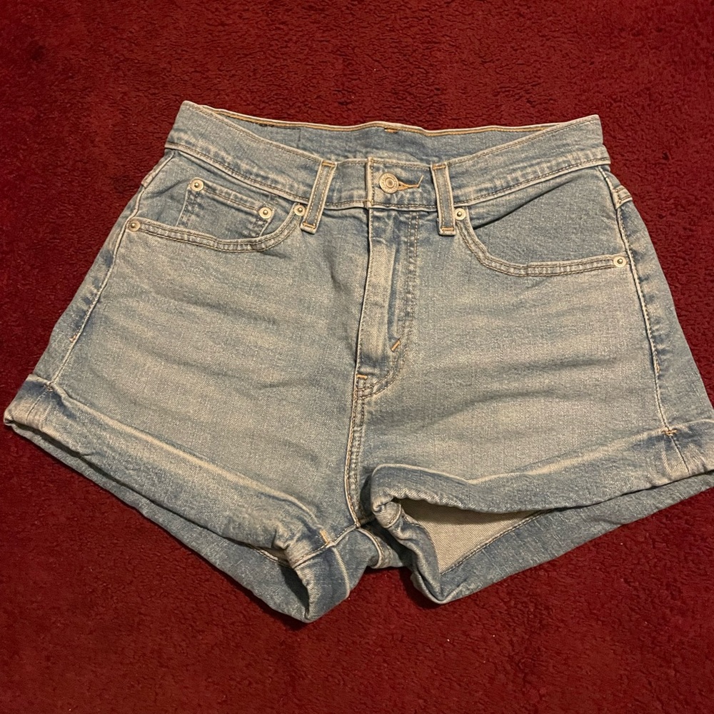 Levi’s shorts